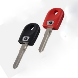 DUCATI КЛЮЧ С МЯСТО ЗА ЧИП KW17