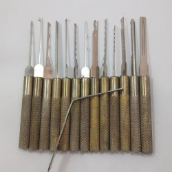 КОМПЛЕКТ ЗА ЯМКОВИ ПАТРОНИ 13+1 КОМПЛЕКТ ЗА ЯМКОВИ ПАТРОНИ 13+1