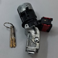 RENAULT DACIA КОНТАКТНА КОНЗОЛА 487002147R VA2 С ПАТРОН НА ЗАПАЛВАНЕТО